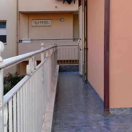 Apartment Con Terrazza In Privata